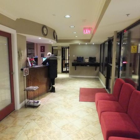 North Vancouver Hotel Exterior foto