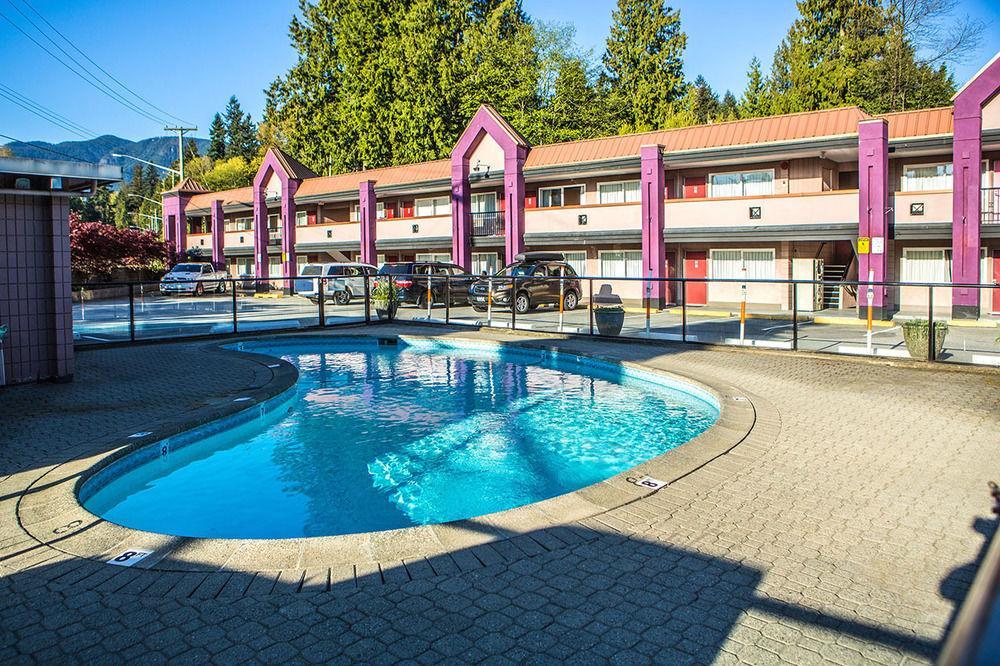 North Vancouver Hotel Exterior foto