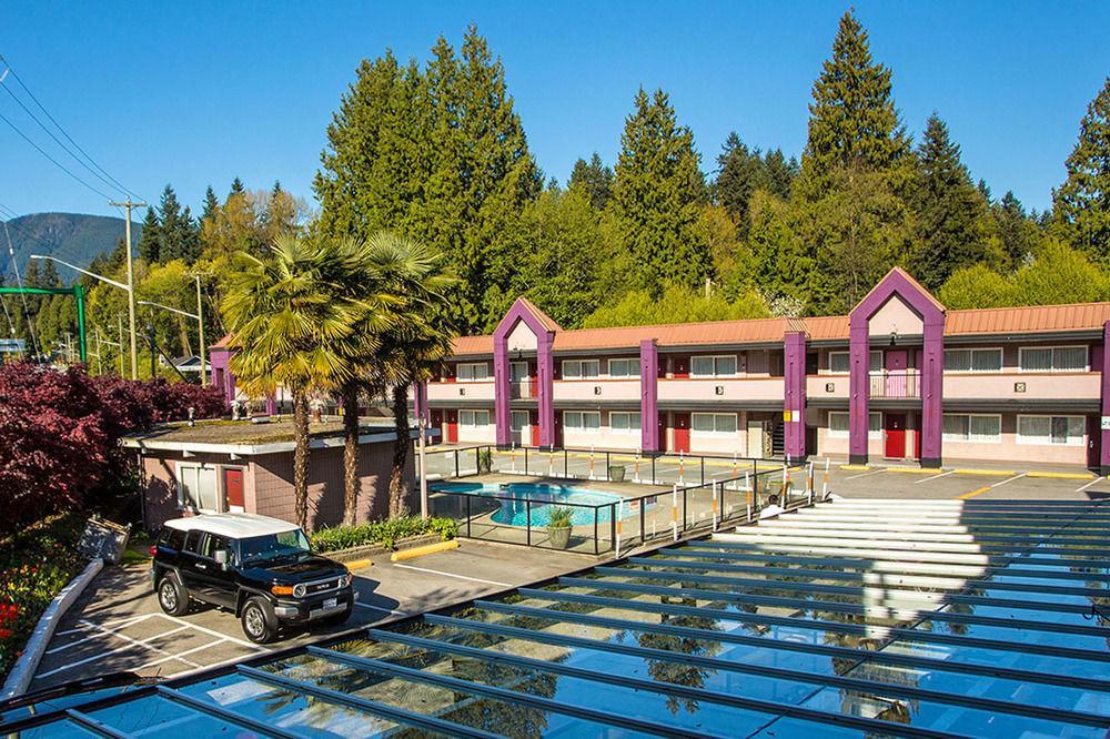 North Vancouver Hotel Exterior foto