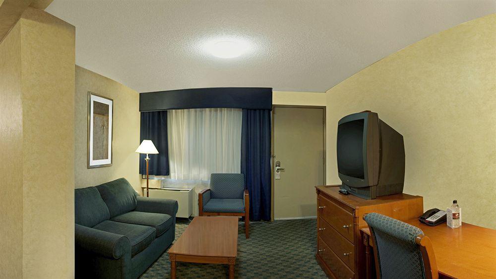 North Vancouver Hotel Exterior foto
