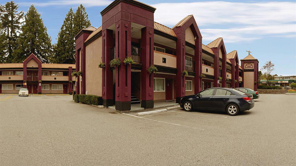 North Vancouver Hotel Exterior foto